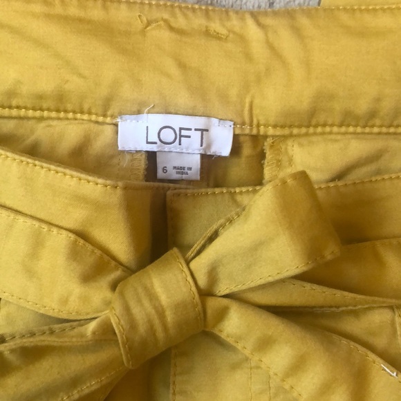 Loft flare Capri pants with belt - Picture 4 of 5